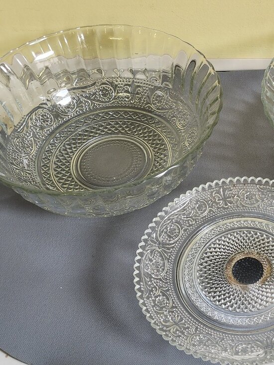 Other - Pair of Elegant Vintage Serving Bowls & Candy Dish Pedestal with Silver Base